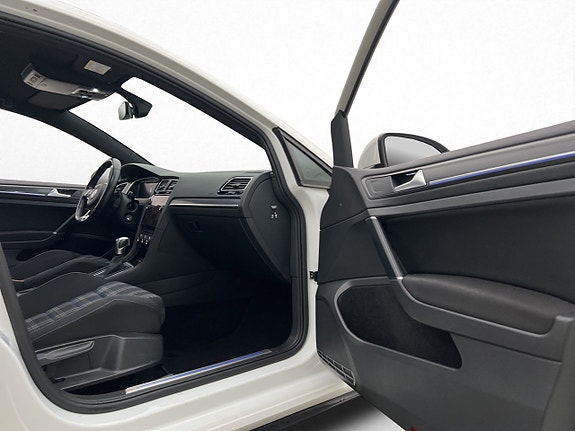 Volkswagen Golf I 23 of 30