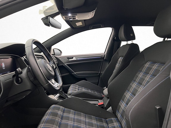 Volkswagen Golf I 11 of 30