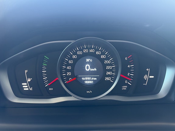 Volvo V70 12 of 23