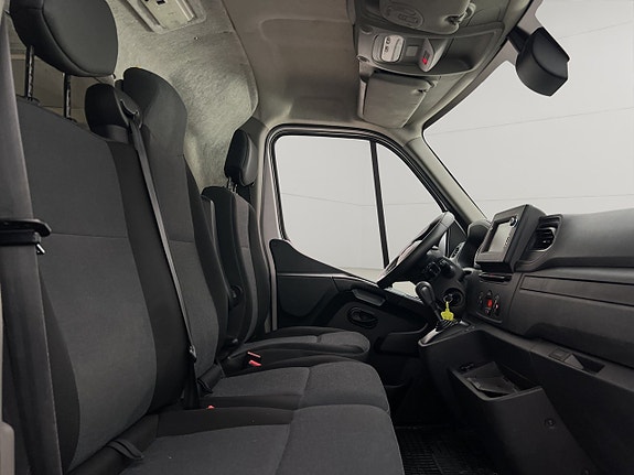 Renault Master 29 of 30