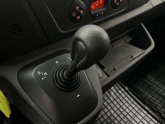 Renault Master 28 of 30