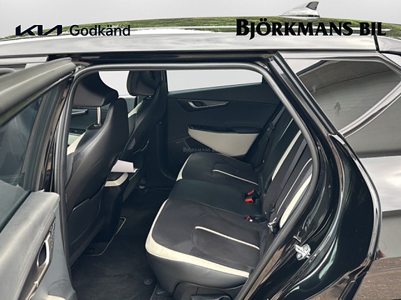 Kia EV6 9 of 13