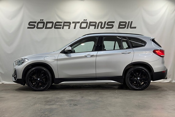 BMW X1 3 of 5
