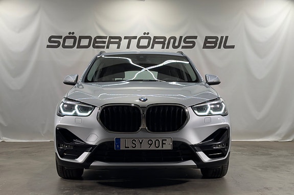 BMW X1 4 of 5
