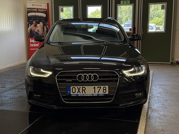 Audi A4 8 of 23