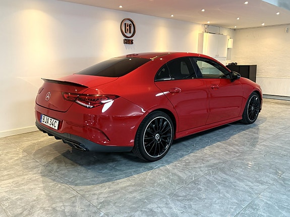 Mercedes-Benz CLA200 4 of 5