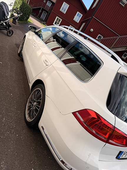 Volkswagen Passat 5 of 5