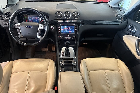 Ford S-MAX 15 of 27