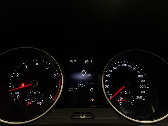 Volkswagen Tiguan 12 of 26