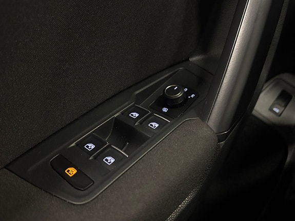 Volkswagen Tiguan 26 of 26