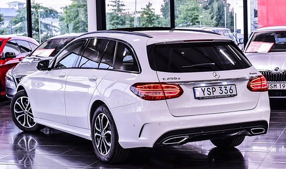 Mercedes-Benz C250 d 3 of 5