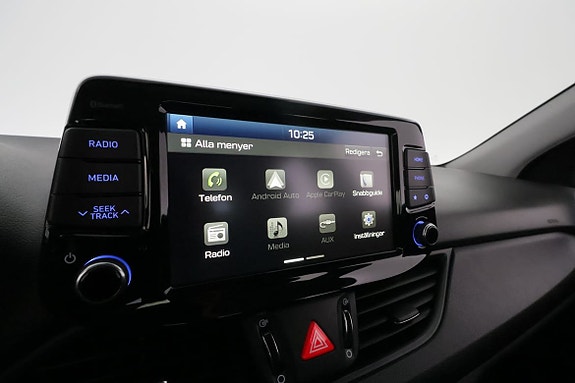 Hyundai i30 24 of 26