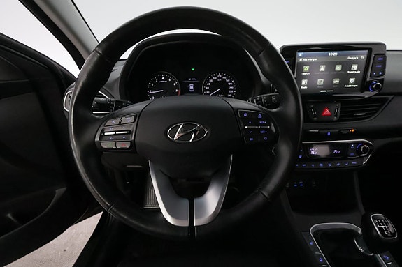 Hyundai i30 14 of 26