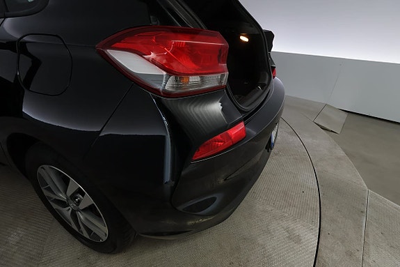 Hyundai i30 7 of 26