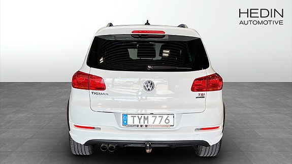 Volkswagen Tiguan 7 of 17