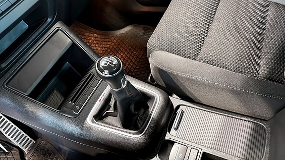 Volkswagen Tiguan 13 of 17