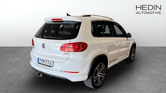 Volkswagen Tiguan 2 of 17