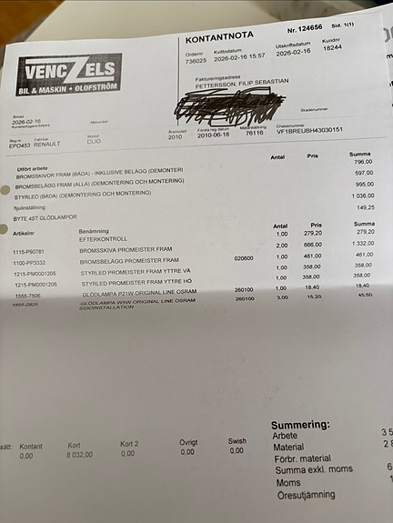 Renault Clio 11 of 14
