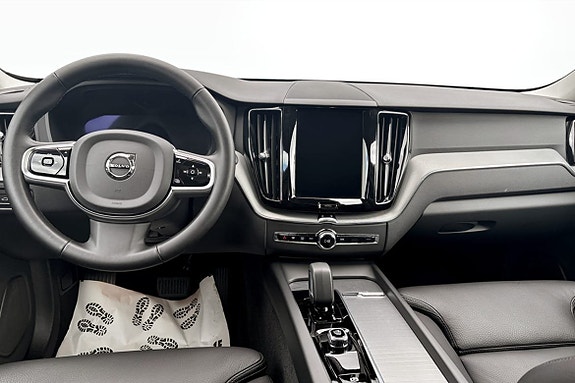 Volvo XC60 4 of 5
