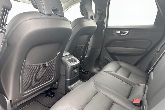 Volvo XC60 8 of 9