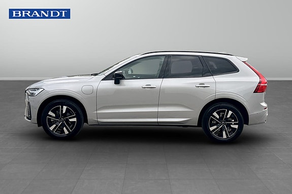 Volvo XC60 3 of 5