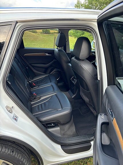 Audi Q5 8 of 12