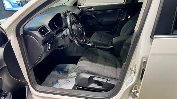 Volkswagen Golf VI 8 of 27