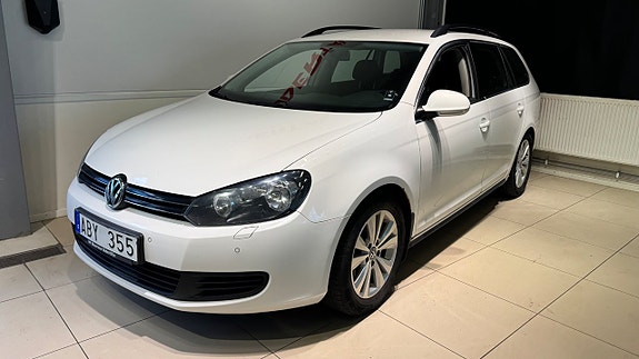 Volkswagen Golf VI 4 of 27
