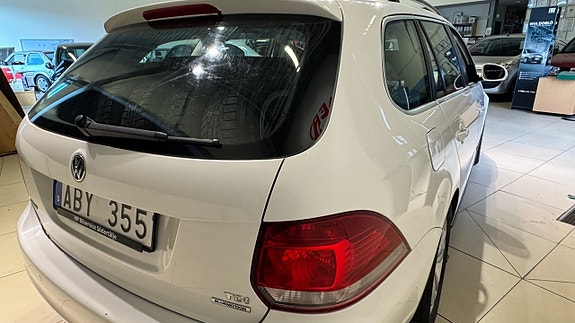 Volkswagen Golf VI 21 of 27