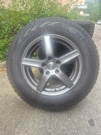Volkswagen Tiguan 11 of 11
