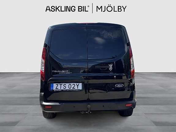 Ford Transit Connect 4 of 11