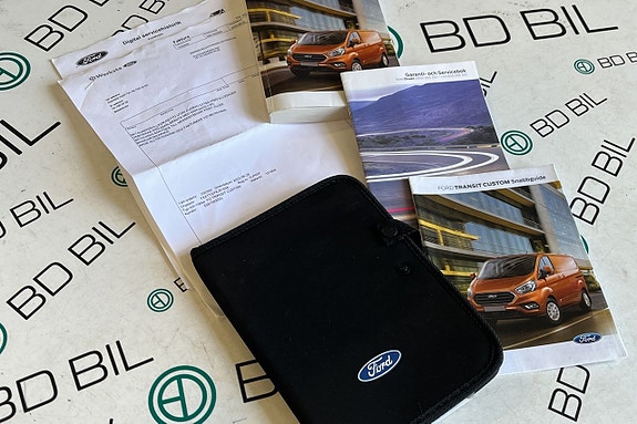 Ford Transit Custom 18 of 18
