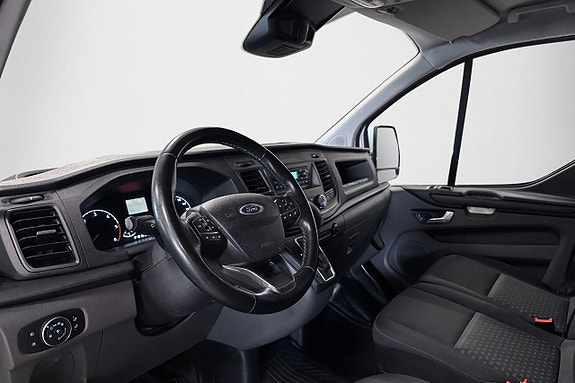 Ford Transit Custom 7 of 18