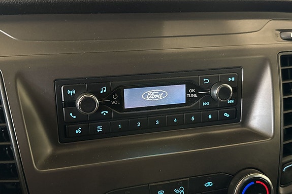 Ford Transit Custom 15 of 18