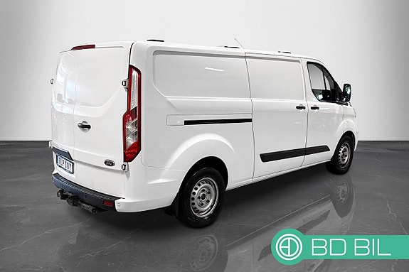 Ford Transit Custom 4 of 5