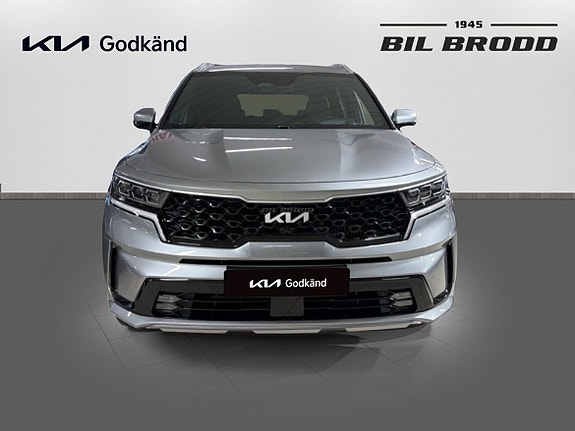 Kia Sorento 2 of 14