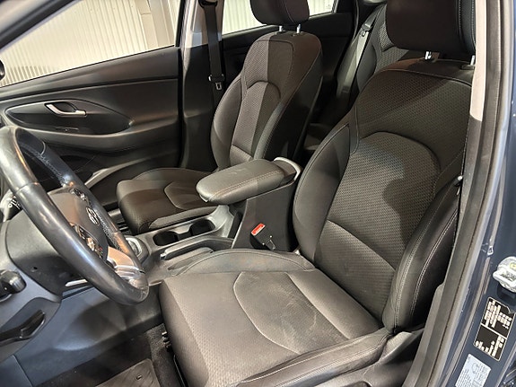 Hyundai i30 6 of 10