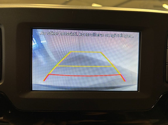 Hyundai i30 8 of 10