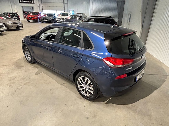 Hyundai i30 4 of 5
