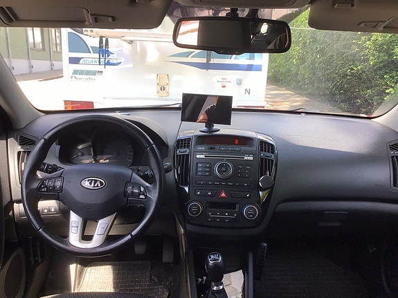 Kia Ceed 3 of 4