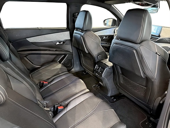 Peugeot 5008 14 of 19