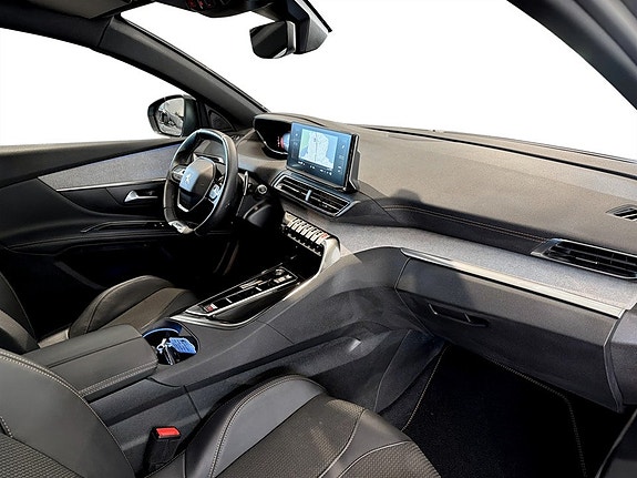 Peugeot 5008 13 of 19