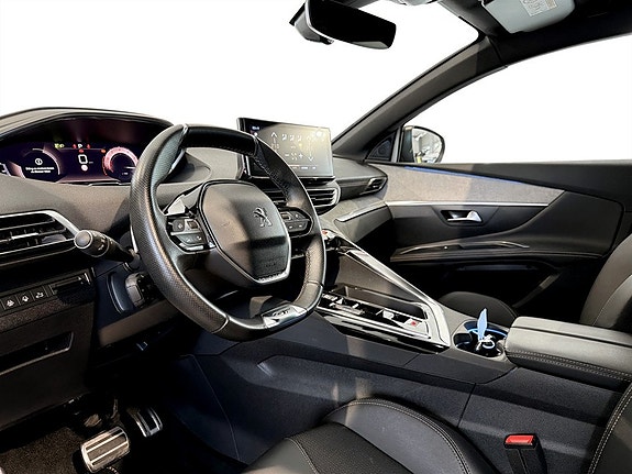 Peugeot 5008 5 of 5