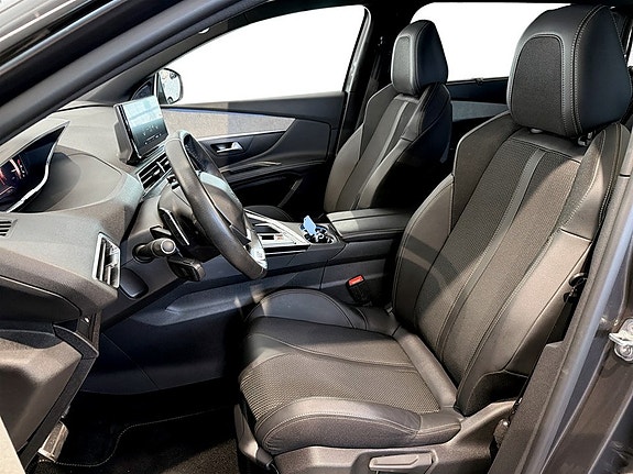Peugeot 5008 4 of 5