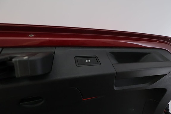 Volkswagen Passat Alltrack 10 of 30