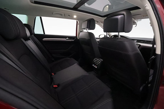 Volkswagen Passat Alltrack 20 of 30