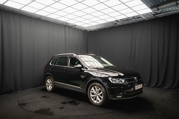 Volkswagen Tiguan 4 of 5