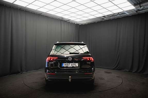 Volkswagen Tiguan 7 of 24