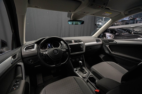 Volkswagen Tiguan 11 of 24