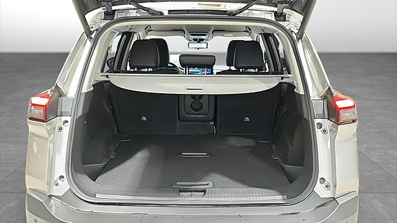 Nissan X-Trail 6 of 9